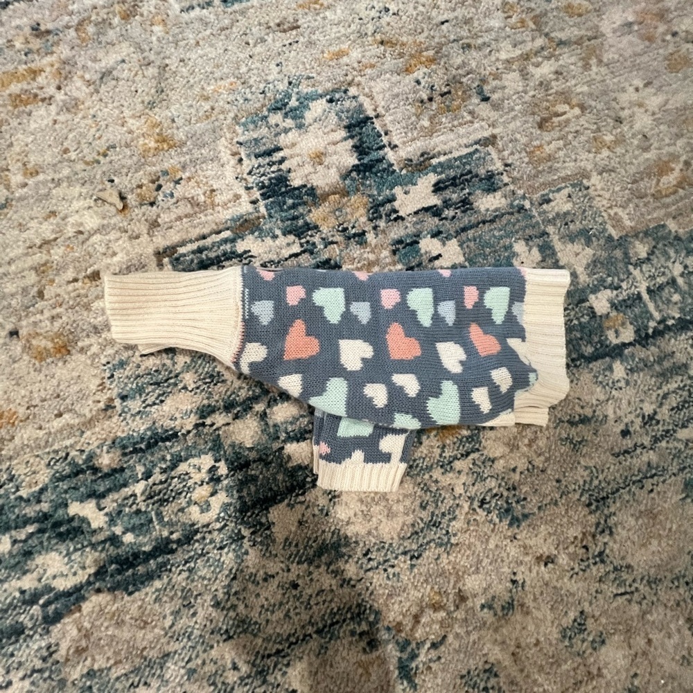 Dog Heart Patterned Turtleneck Sweater - Cream and Multicolor- size Medium - Picture 7 of 11